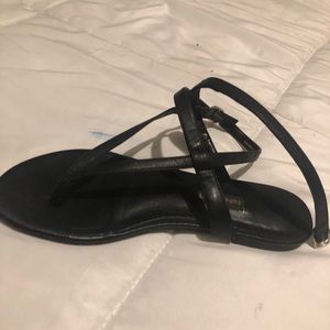 Women’s black sandals